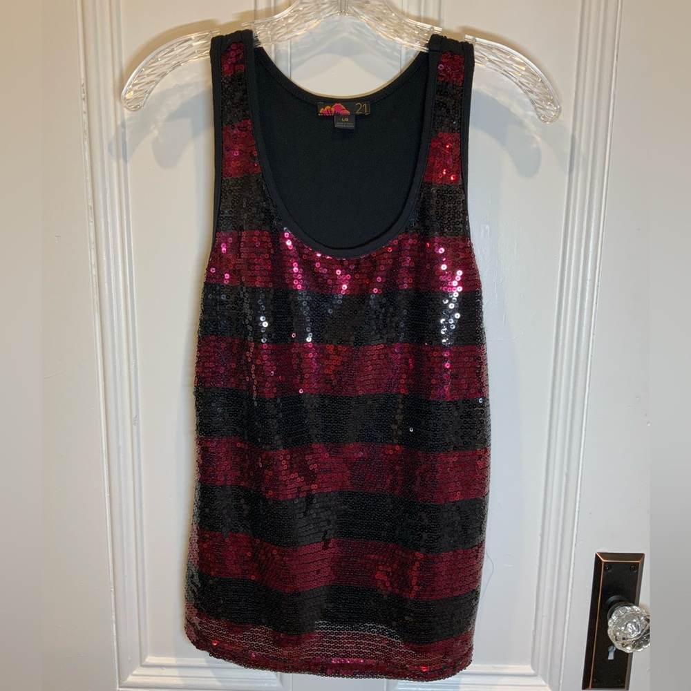 21 Red and Black Striped Sequins Tank Top - Size L